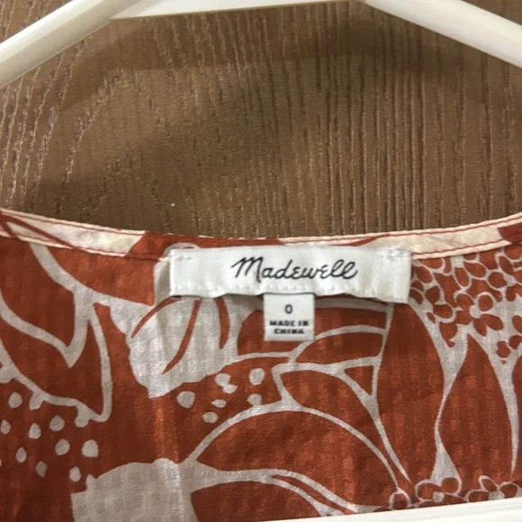 Madewell Silk Journal Keyhole-Sleeve Top in Sunflower Season - Picture 2 of 4